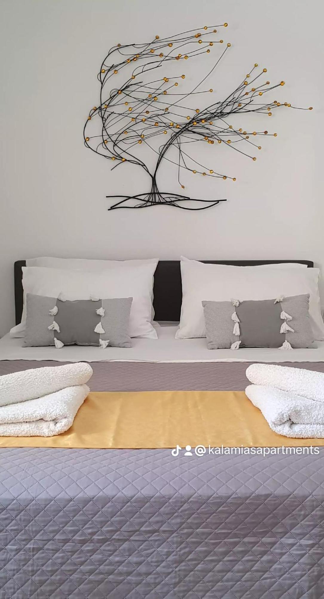 Kalamia'S Cozy Apartment Pyrgos Kallistis ภายนอก รูปภาพ